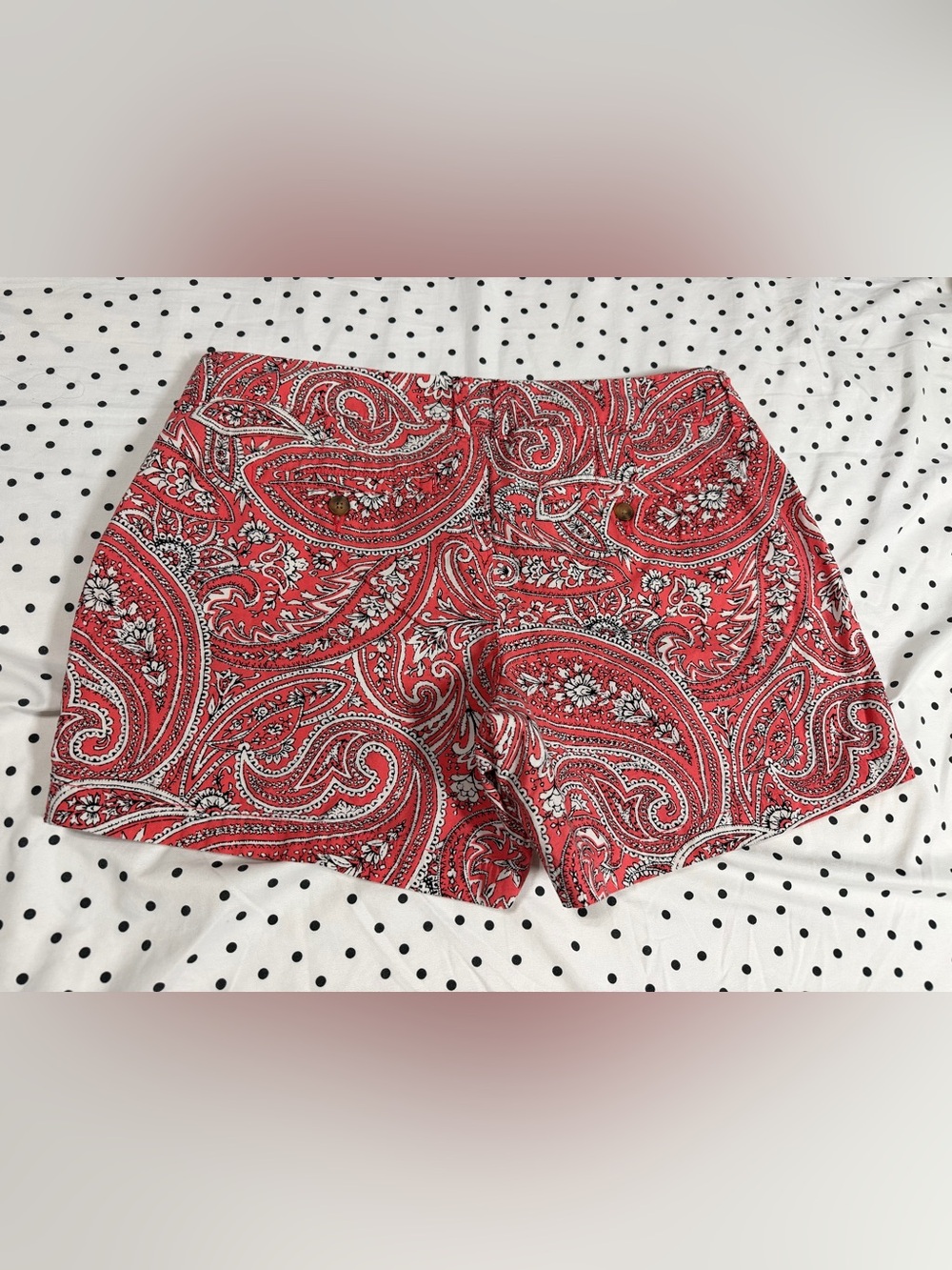 Old Navy Cream and Pink Lined Shorts
